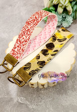 Load image into Gallery viewer, Triple Cut 10x1inch Wristlet Key Fob Strips Steel Rule Die