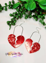 Load image into Gallery viewer, Two sizes of Broken Hearts Steel Rule Die for petite earring or appliques